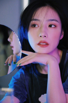 回家的诱惑吻戏